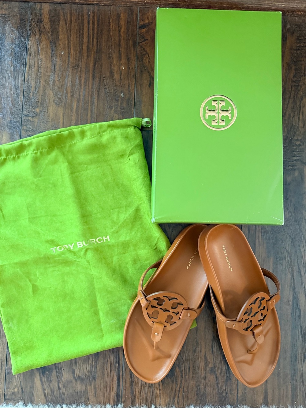 Tory Burch Cognac Leather Miller Thong Sandals with Logo Medallion - Picture 1 of 4